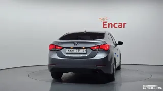 Hyundai Elantra (Avante)