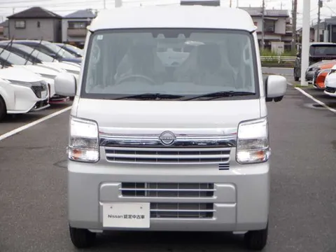 Nissan Clipper