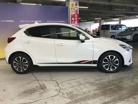 Mazda Mazda2 (Demio)