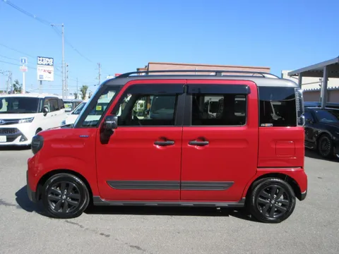 Suzuki Spacia Gear