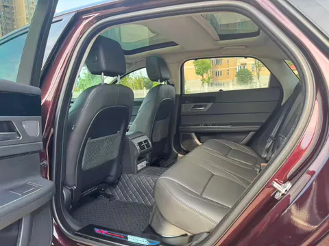 Jaguar XFL