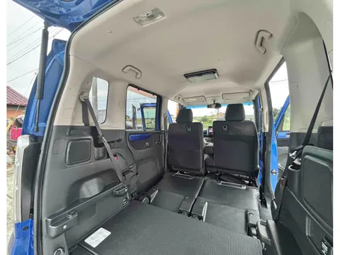 Honda N-BOX Plus