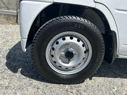 Mitsubishi Minicab Truck