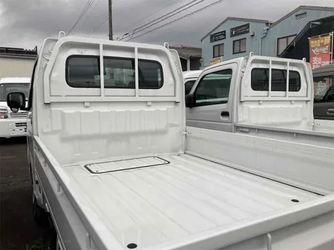 Nissan Clipper Truck