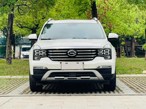 Gac GS8