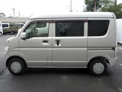 Mitsubishi Minicab Van