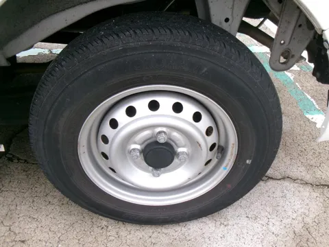 Mitsubishi Minicab Van
