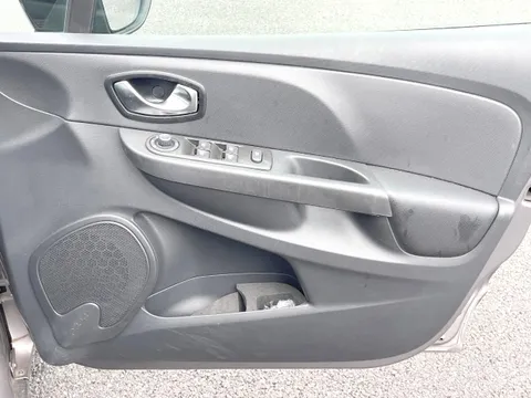 Renault Lutecia
