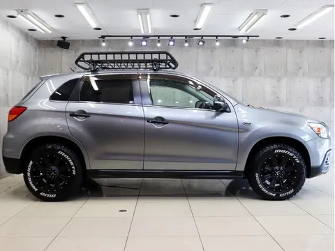 Mitsubishi RVR
