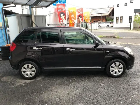 Mazda Verisa