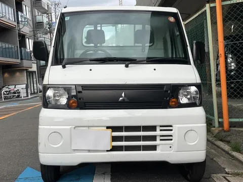 Mitsubishi Minicab Truck
