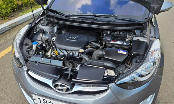 Hyundai Elantra (Avante)