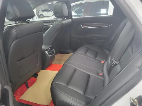 Cadillac XTS