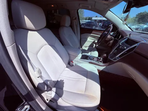 Cadillac SRX