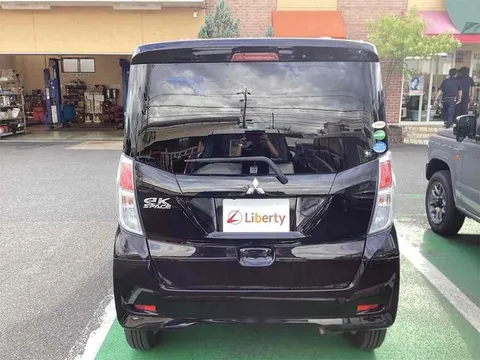 Mitsubishi eK Space