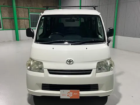 Toyota TownAce Van