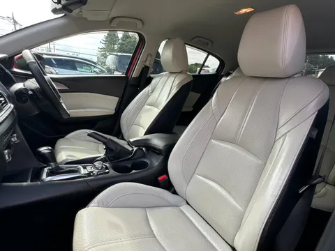 Mazda Axela Sport