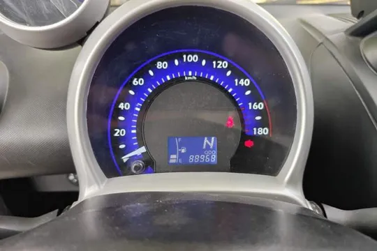 BYD F0