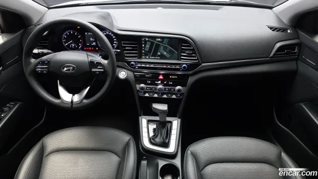 Hyundai Elantra (Avante)