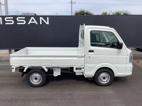 Nissan Clipper Truck