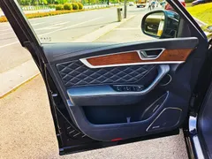 Hongqi HS7