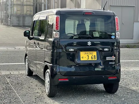 Suzuki Spacia