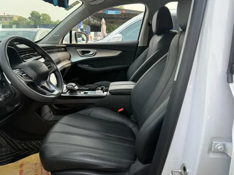 Roewe RX5