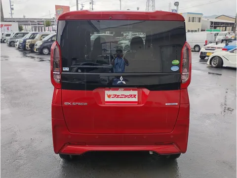 Mitsubishi eK Space