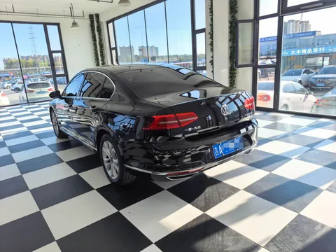 Volkswagen Magotan