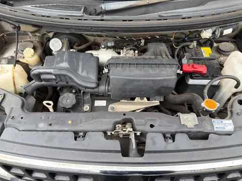 Nissan Otti
