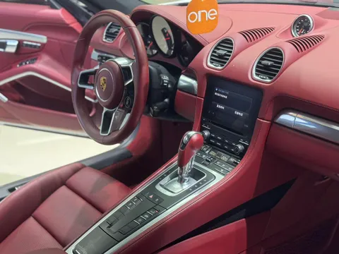 Porsche 718