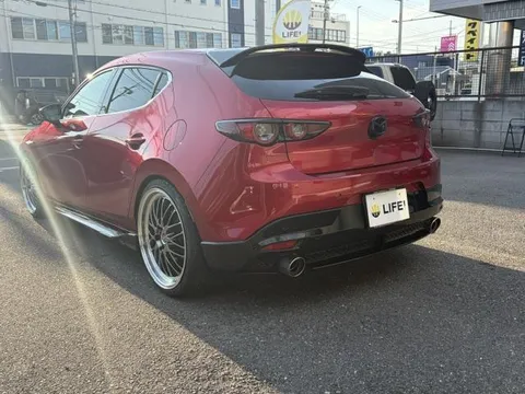 Mazda MAZDA3 Fastback