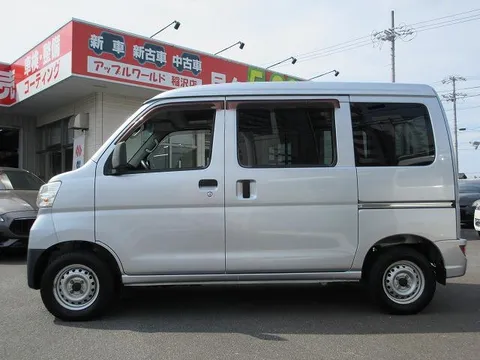 Toyota Pixis Van
