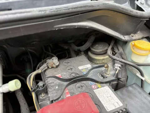 Subaru R1