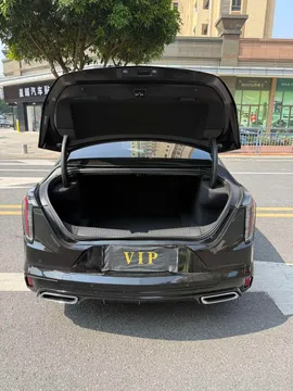 Cadillac CT4