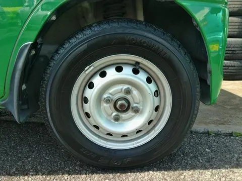 Mitsubishi Minicab Van