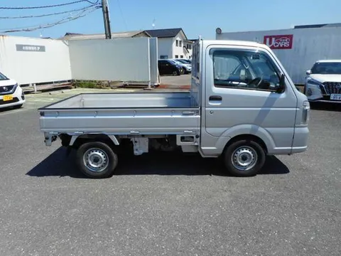 Nissan Clipper Truck