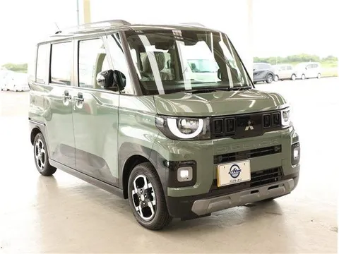Mitsubishi Delica Mini