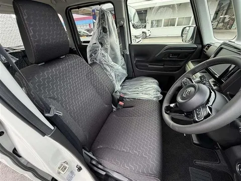 Suzuki Spacia Gear