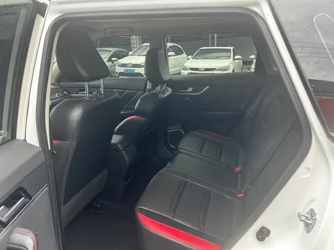 Venucia T60