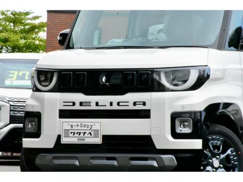 Mitsubishi Delica Mini