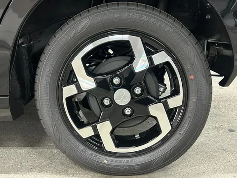Mitsubishi Delica Mini