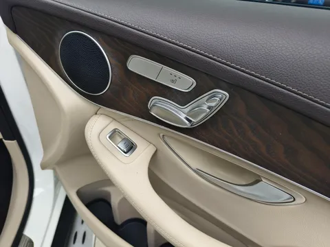 Mercedes-Benz Mercedes-Benz GLC