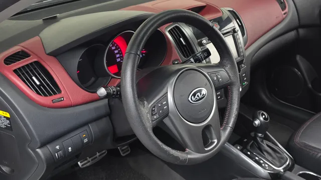 Kia Cerato (Forte)