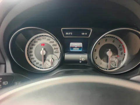 Mercedes-Benz Mercedes-Benz GLA
