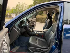 Infiniti Q50L