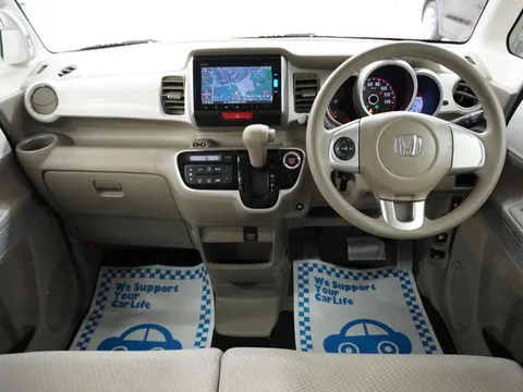 Honda N-BOX Slash