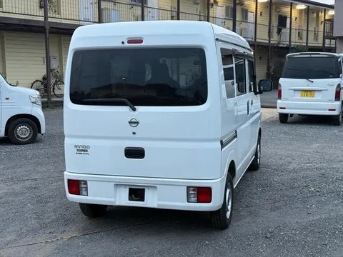 Nissan Clipper