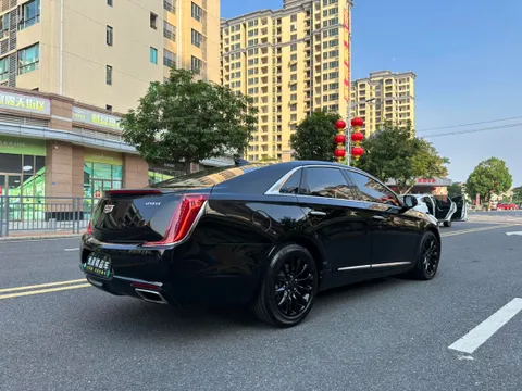 Cadillac XTS