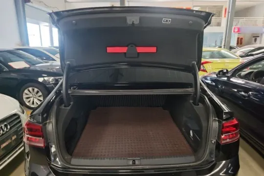 Volkswagen Phideon